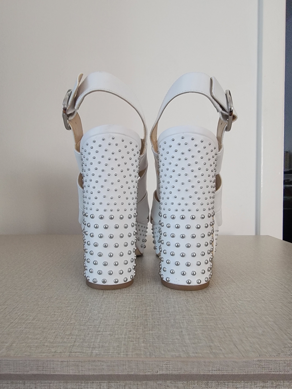 Michael Kors Mila Optic White Leather Studded Chunky Platform Sandals - 7M Box - Picture 4 of 10